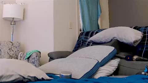 Snapshot of dilldough405 chatting on 10/29/25, 02:36 Dilldough405 online show from 10/29/25, 02:36