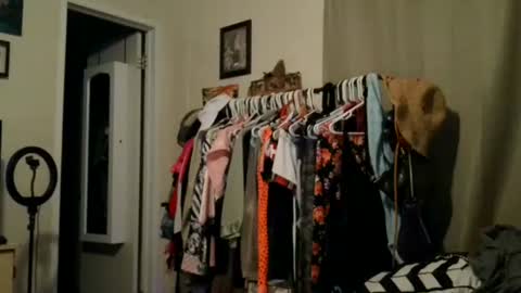 Sofie online show from 09/16/25, 10:27