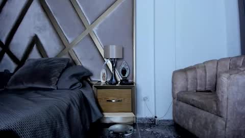 dimitriklein online show from 10/29/25, 10:50