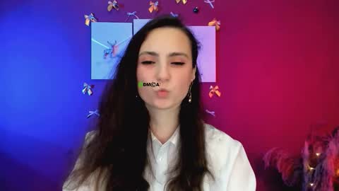 dina_bloom online show from 01/08/26, 09:55