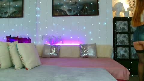 Dina online show from 02/08/25, 02:36