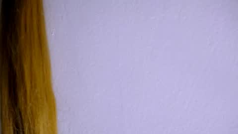 Snapshot of dina_mcry chatting on 11/23/25, 07:13 DINA online show from 11/23/25, 07:13