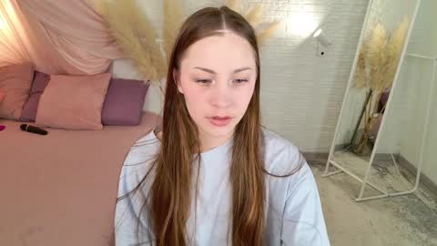 Snapshot of dina_peach chatting on 04/05/26, 05:48 Dina online show from 04/05/26, 05:48