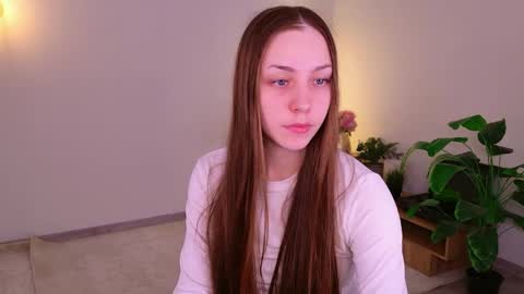 Snapshot of dina_peach chatting on 04/11/26, 07:45 Dina online show from 04/11/26, 07:45