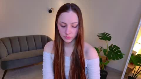 Dina online show from 06/19/26, 06:29