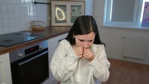 Rina online show from 10/07/25, 04:09