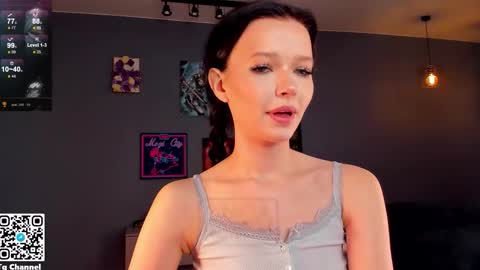 Snapshot of dindin_ chatting on 10/02/25, 07:48 Jessie online show from 10/02/25, 07:48