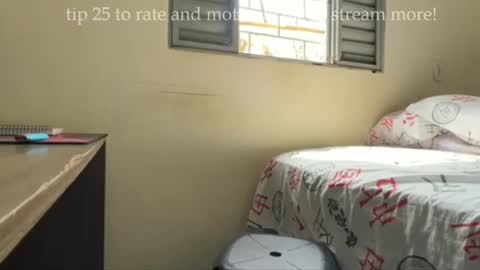 Snapshot of dinhoo14 chatting on 11/09/25, 01:09 dinhoo14 online show from 11/09/25, 01:09