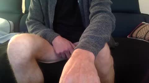 Snapshot of dinnerout1111 chatting on 12/09/24, 02:17 dinnerout1111 online show from 12/09/24, 02:17