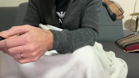 Snapshot of dinnerout1111 chatting on 11/20/25, 03:07 dinnerout1111 online show from 11/20/25, 03:07