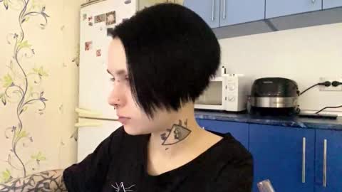 Snapshot of dinorahdamoro chatting on 10/23/25, 08:29 Cate online show from 10/23/25, 08:29