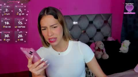 Snapshot of dione_sexyy chatting on 10/28/25, 03:54 IG dionemontecarlo19 online show from 10/28/25, 03:54