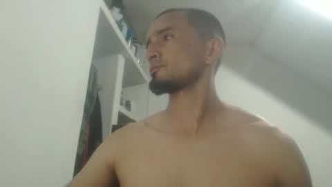 Snapshot of dionisus34 chatting on 03/09/25, 04:49 Fat ass skinny boy online show from 03/09/25, 04:49