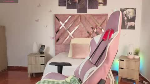 Snapshot of diosa_afrodita24 chatting on 06/05/26, 10:54 DIOSA AFRODITA 24 NEW VIDEOS HERE LOVES online show from 06/05/26, 10:54