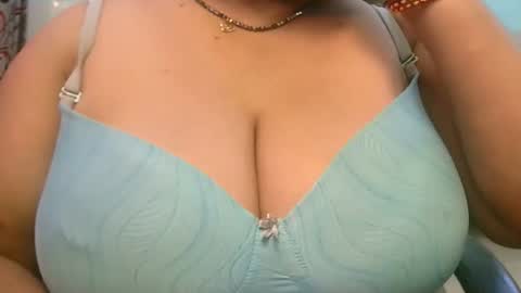 dipa2345 online show from 09/27/25, 04:50