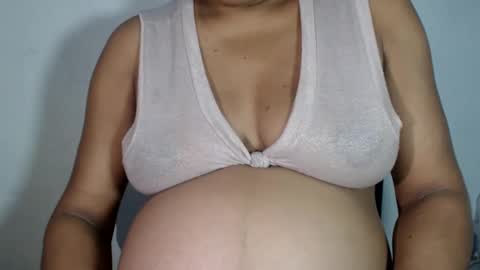 Snapshot of dirtiplay chatting on 12/02/24, 10:34 dirtiplay online show from 12/02/24, 10:34