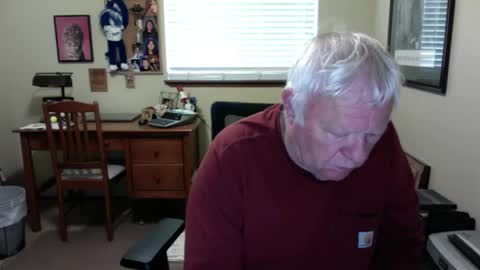dirtrider195080438 online show from 05/31/26, 07:59