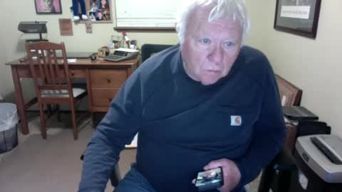 dirtrider195080438 online show from 06/14/26, 04:25