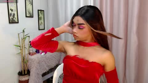 Snapshot of dirtyfag_faulkersons chatting on 12/17/25, 09:37 Ivana Yanna and Elisha online show from 12/17/25, 09:37