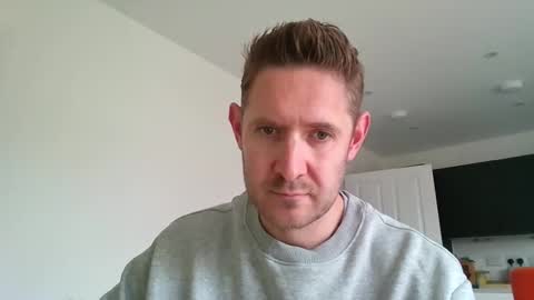 Snapshot of dirtylondon729 chatting on 06/04/26, 09:59 Exhibitionist Ben online show from 06/04/26, 09:59