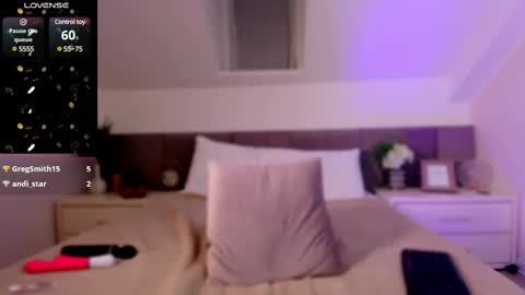 Snapshot of dirtystudentgirl chatting on 02/20/25, 10:59 Chloe online show from 02/20/25, 10:59