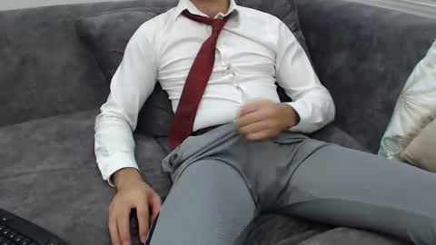 dirtyybooyy77 online show from 11/02/25, 11:18