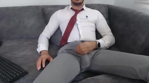 dirtyybooyy77 online show from 05/02/26, 09:36