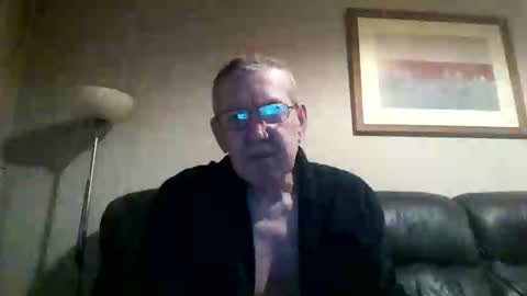 Snapshot of discovery63 chatting on 01/05/26, 07:39 discovery63 online show from 01/05/26, 07:39
