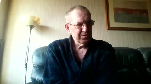 Snapshot of discovery63 chatting on 01/15/26, 11:59 discovery63 online show from 01/15/26, 11:59