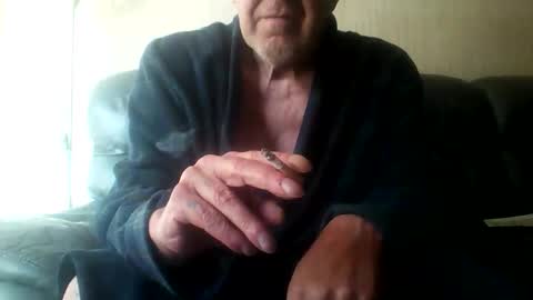 Snapshot of discovery63 chatting on 05/04/26, 09:16 discovery63 online show from 05/04/26, 09:16