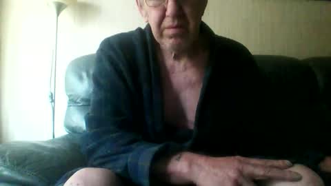 Snapshot of discovery63 chatting on 05/20/26, 08:42 discovery63 online show from 05/20/26, 08:42