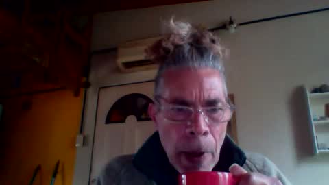 discretopasivo online show from 05/27/26, 06:49
