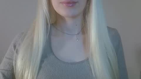DitaMilton online show from 06/03/26, 08:47