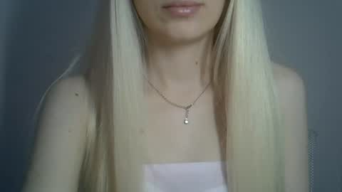 DitaMilton online show from 06/24/26, 08:46