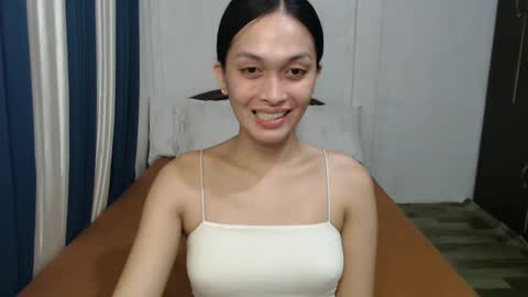 DIVINA online show from 01/17/25, 03:53