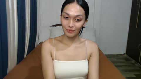 DIVINA online show from 01/19/25, 03:10