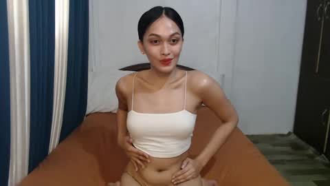 DIVINA online show from 02/22/25, 03:34