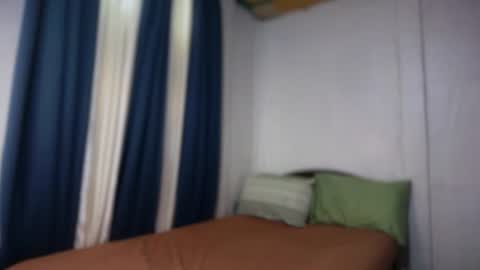 DIVINA online show from 06/17/26, 04:26