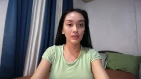 DIVINA online show from 06/24/26, 09:52
