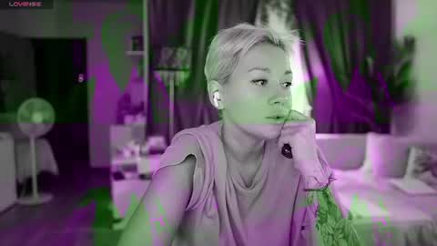 Miss Kim online show from 07/15/26, 08:36