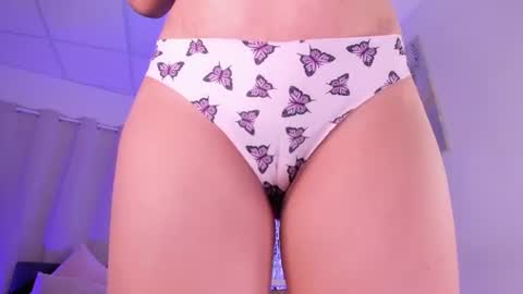 AKITA MEW MEW Follow  online show from 07/25/26, 05:16
