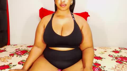 divinebooty93 online show from 11/11/25, 04:45