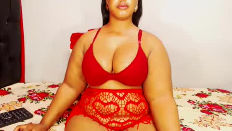 divinebooty93 online show from 12/15/25, 07:01
