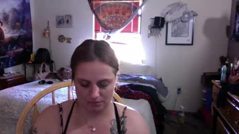 DivineLibra online show from 11/28/25, 03:25