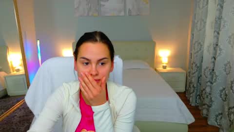 Ivory Blue. online show from 06/04/26, 04:07