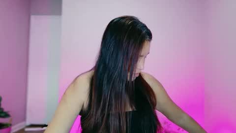 DivineLynn online show from 11/03/25, 02:29