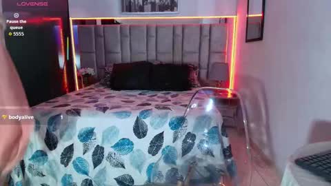 divinepearl online show from 09/16/25, 09:05