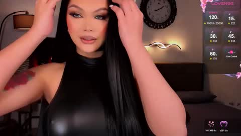    online show from 11/17/25, 12:44