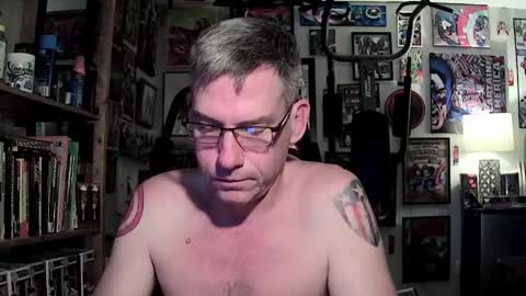 dix_handley_50 online show from 05/03/26, 01:17