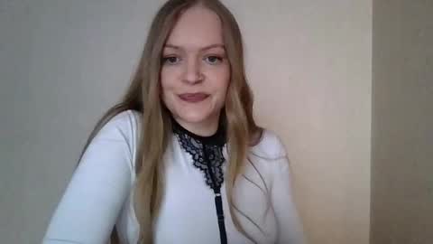 Snapshot of dixie_bangbang chatting on 03/17/26, 01:36 dixie_bangbang online show from 03/17/26, 01:36